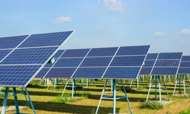 ¿Cómo funcionan los sistemas de energía solar?